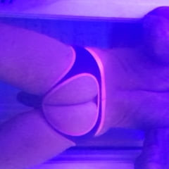 Ass pose