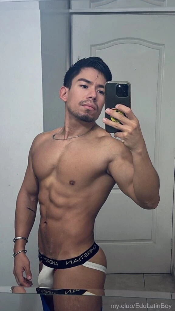 Edu Latín Boy Free Photos #4