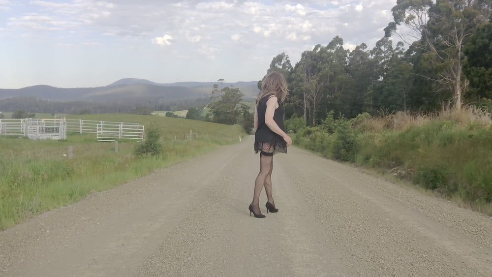 Crossdress road trip v hort black dress #21