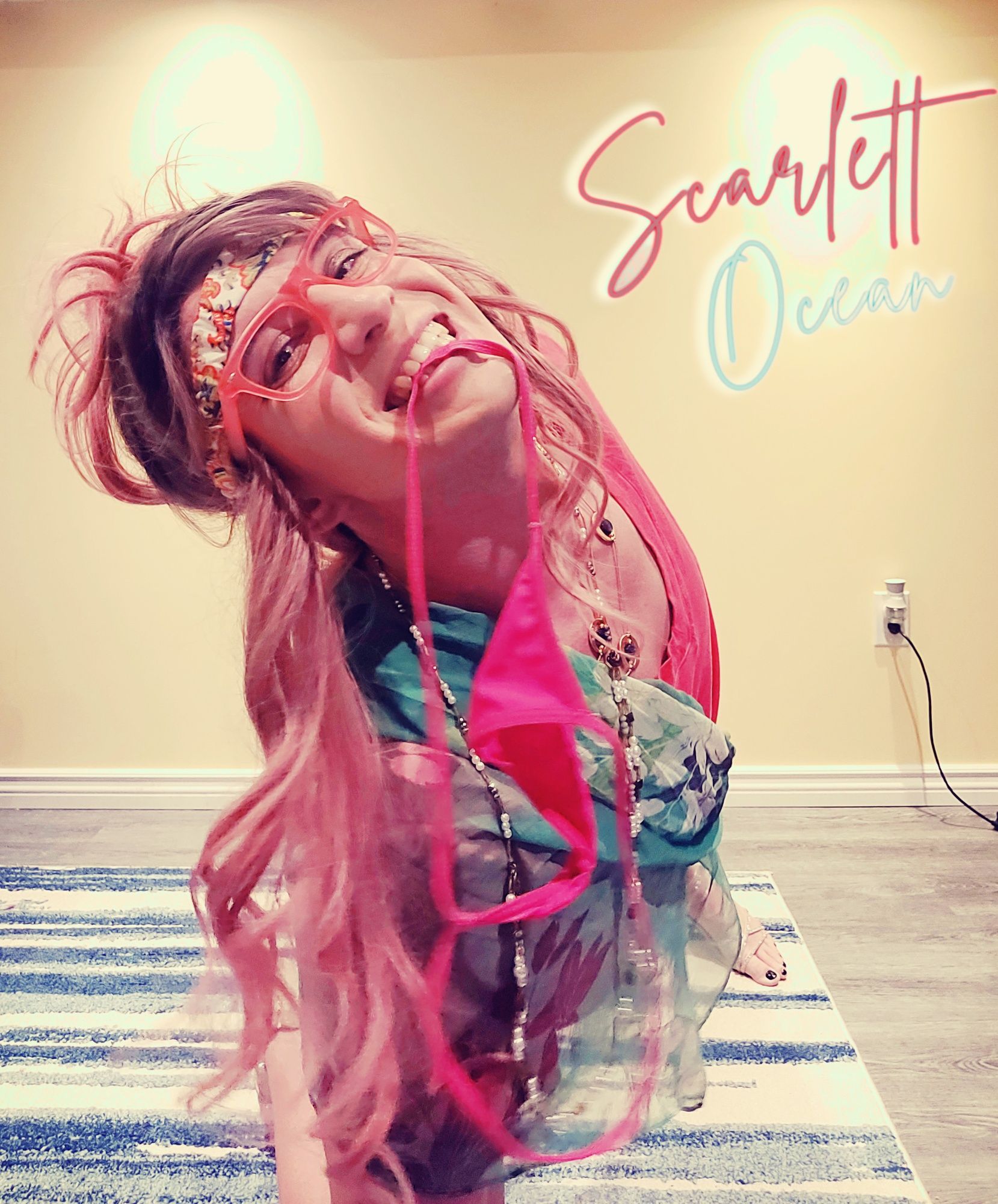 Scarlett Ocean - LIVE in COLOR 2 #21