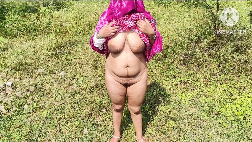 Indian aunty Hot Boobs 