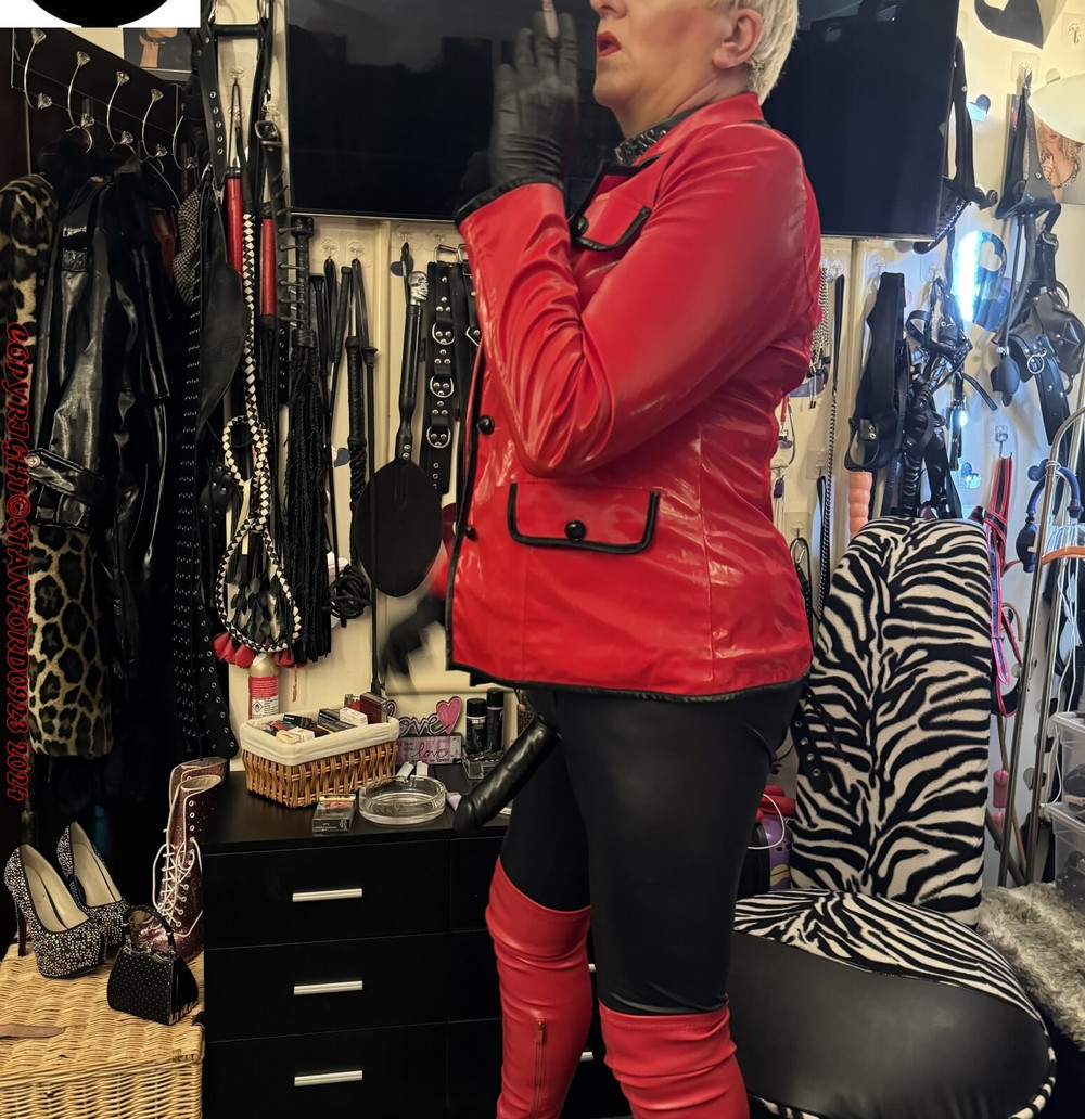 FEMALE DOMINATION #11