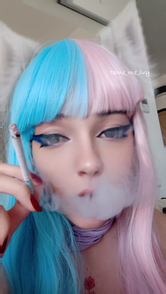 Egirl Smoking UwU #4