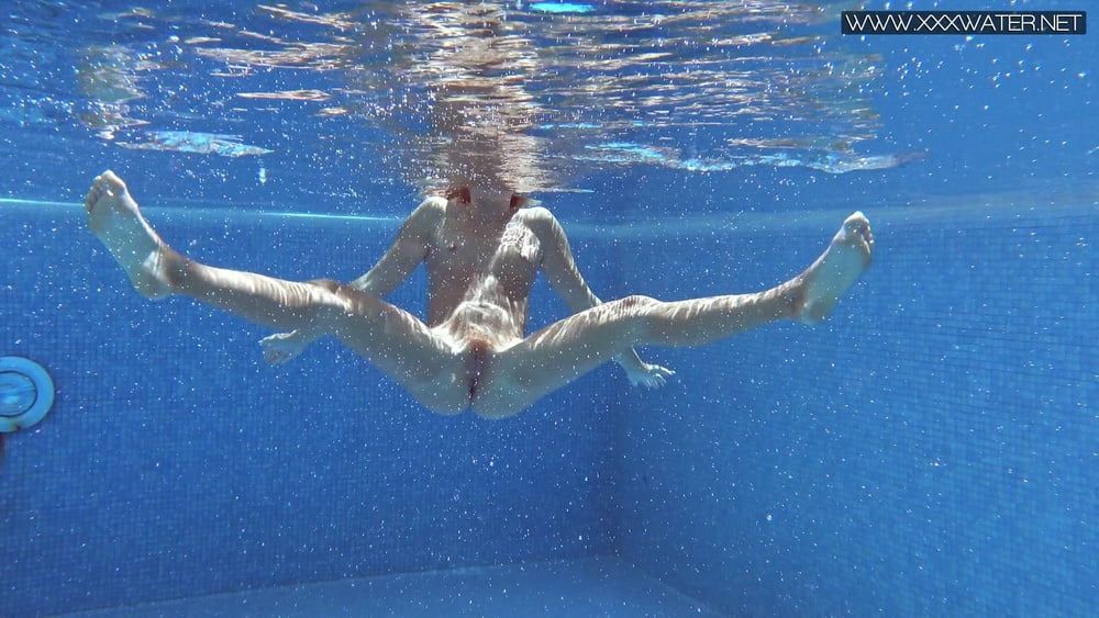  Mary Kalisy Pt.1 Underwater Swimming Pool Erotics #6