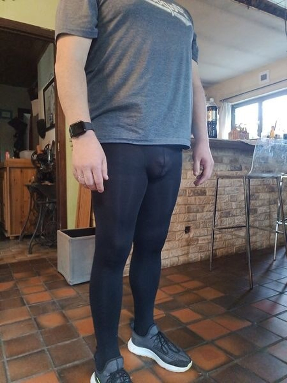 Men in tights