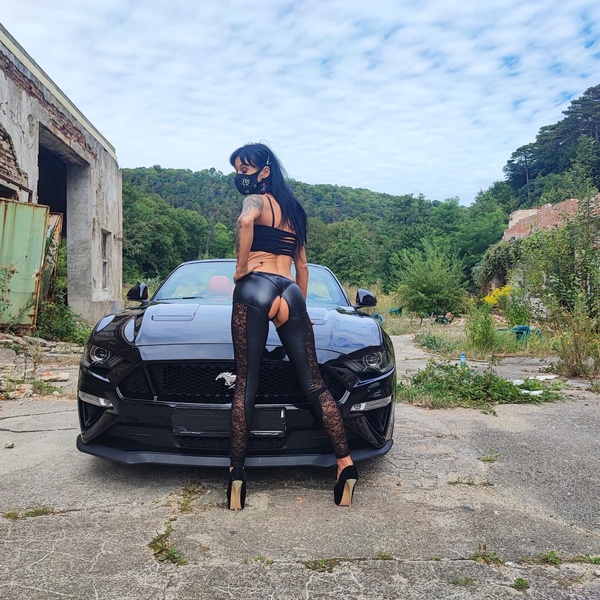 Vanessa and the Mustang Angel #28