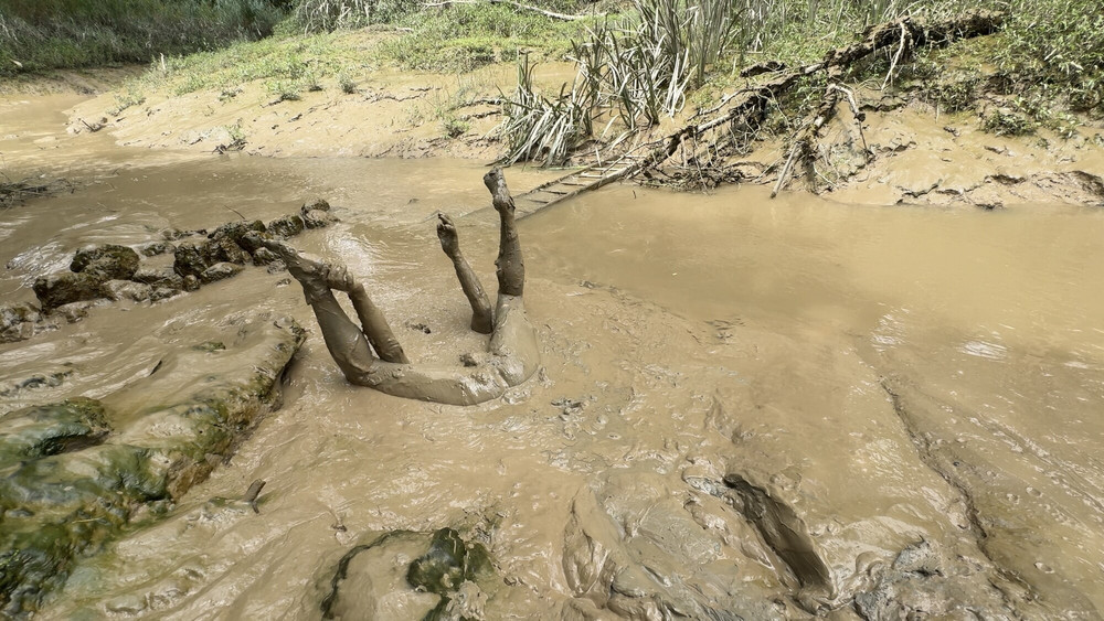 SHOT - BURIED IN MUD ! #11