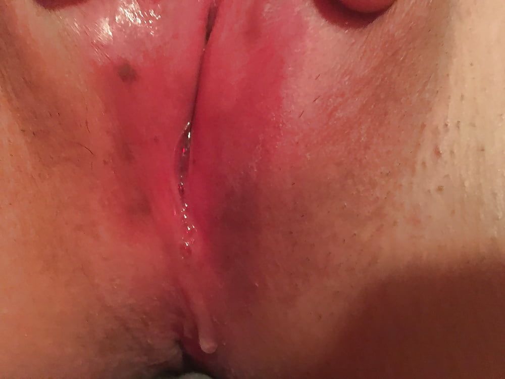 dripping pussy close-ups #4