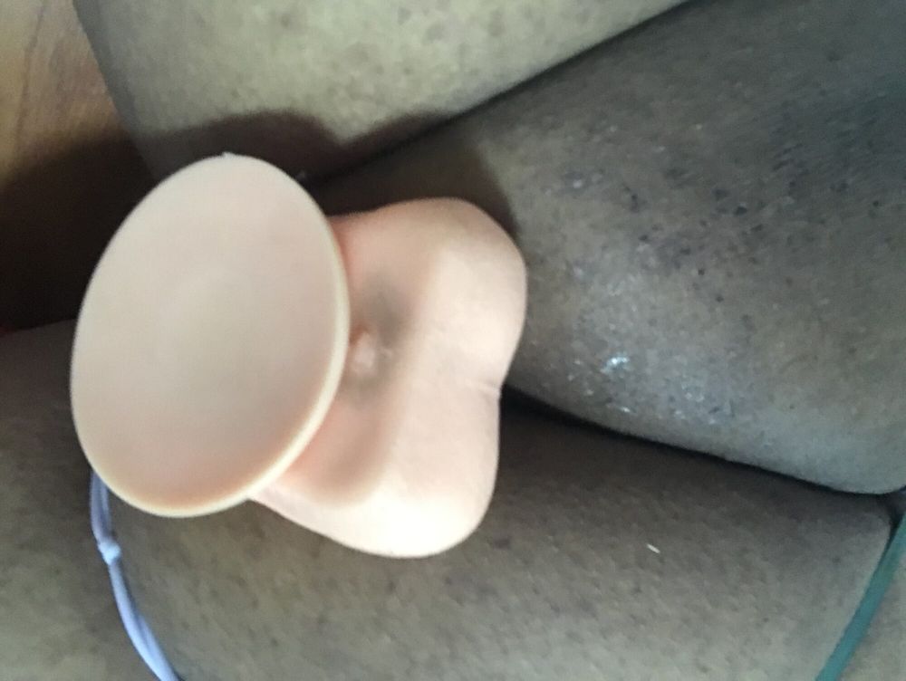 Chubby amateur anal dildo #51