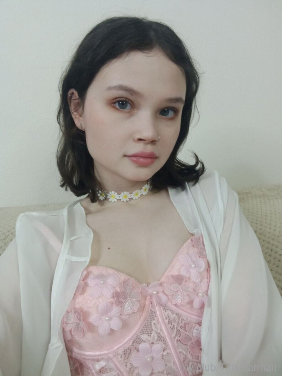 Emily Free Photos #14