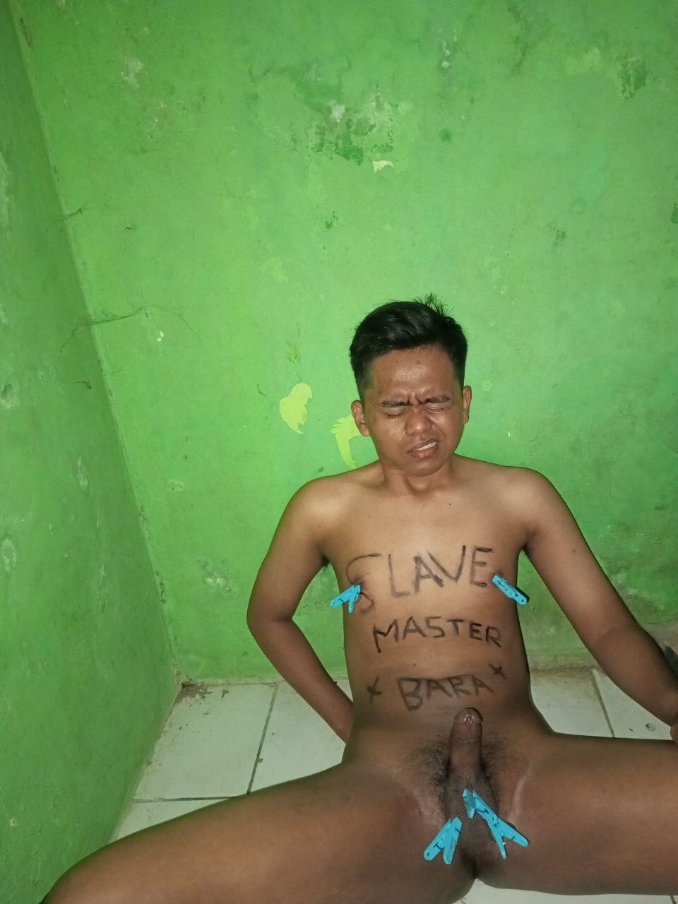 Ini adalah slave saya yang suka diekspos  #6