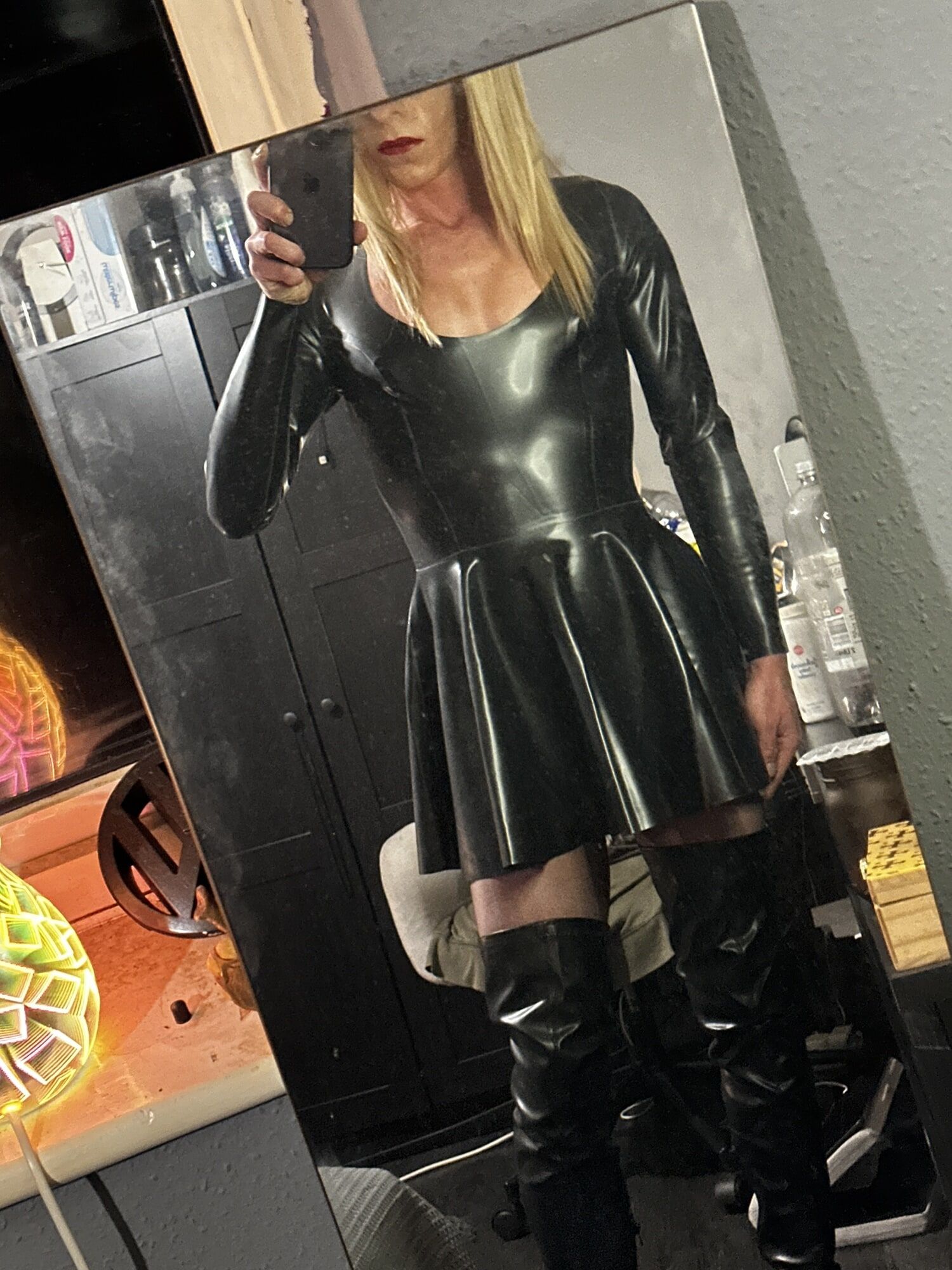 Latex Crossdresser Perry Peroxide #15