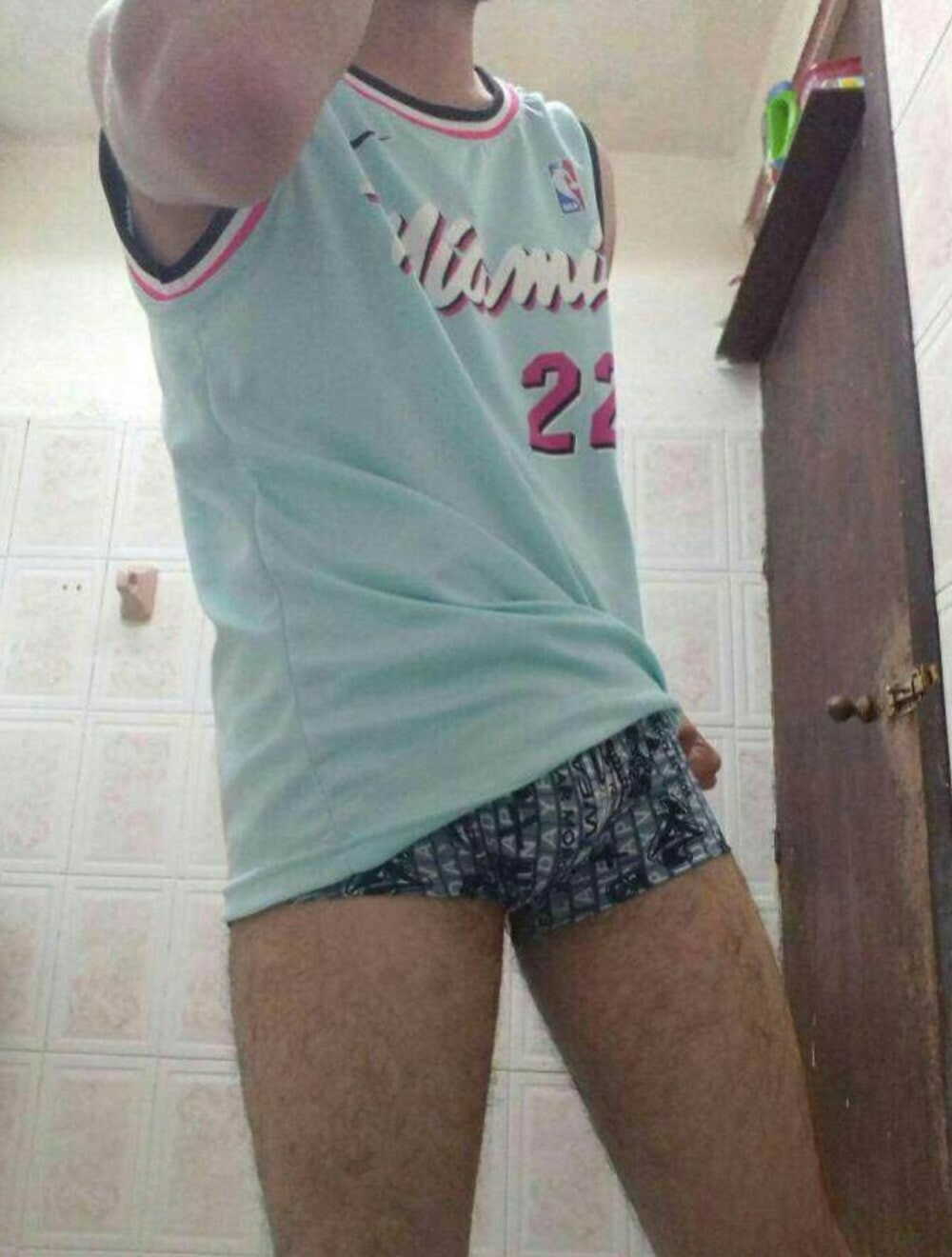Alguien..?? 😈
