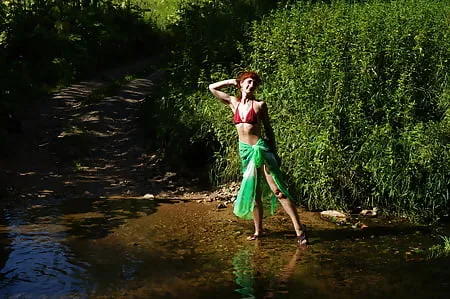 green shawl volga river         