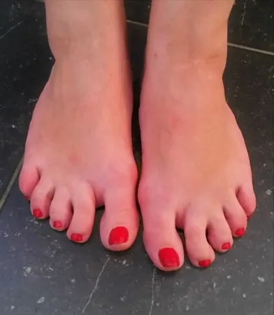 bbw wife feet         