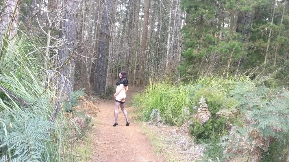 Crossdress Roadtrip Forest walk #12