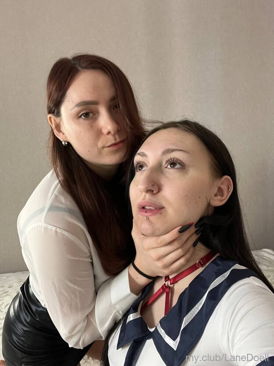 Hild ​​and ​​Blair Free Photos #28