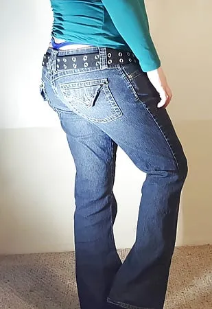 butt in hot tight jeans thong and heels cd        