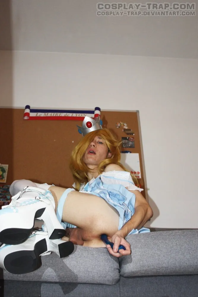 Crossdress Rosalina heels and anal