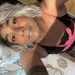 Get in bed with me 