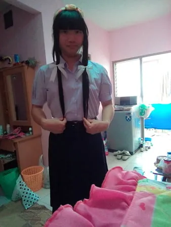 ladyboy student high school ep          