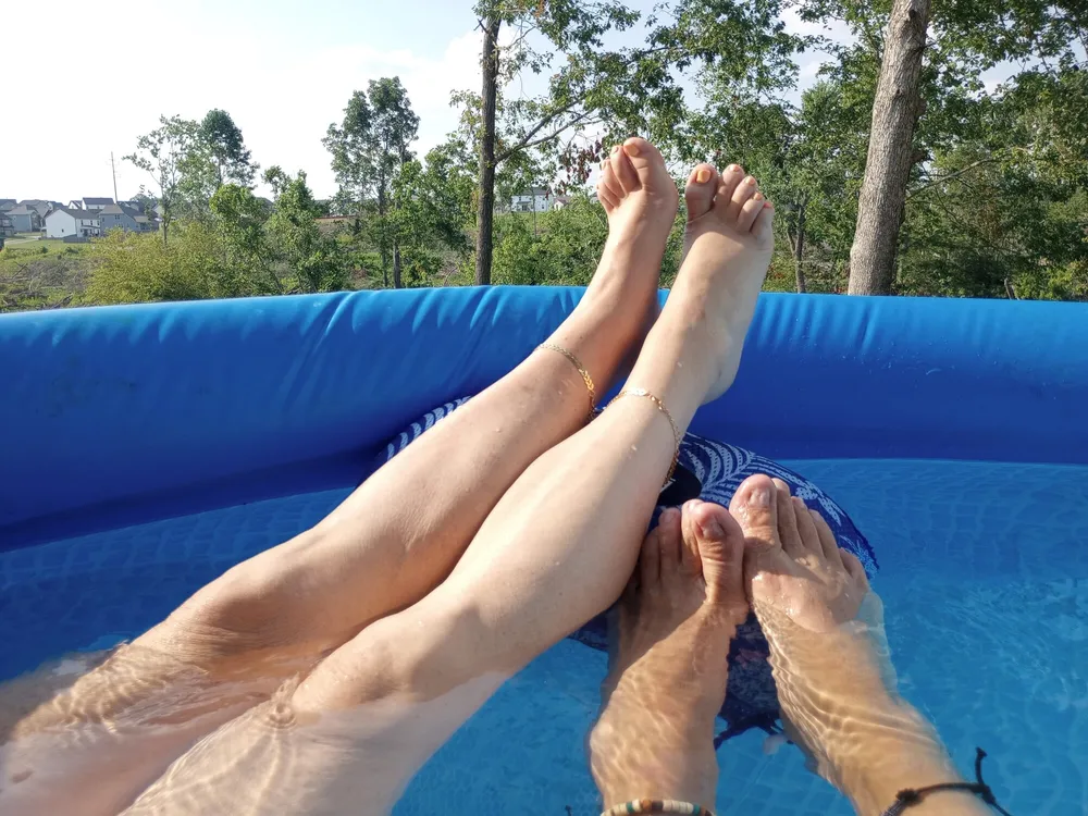 Pool Footsie #7