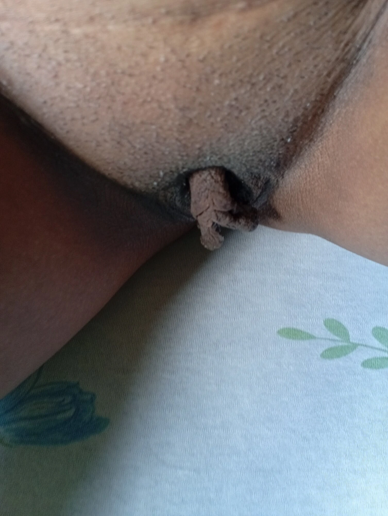 Көз жасына дейін қатты анальный секс (порно)