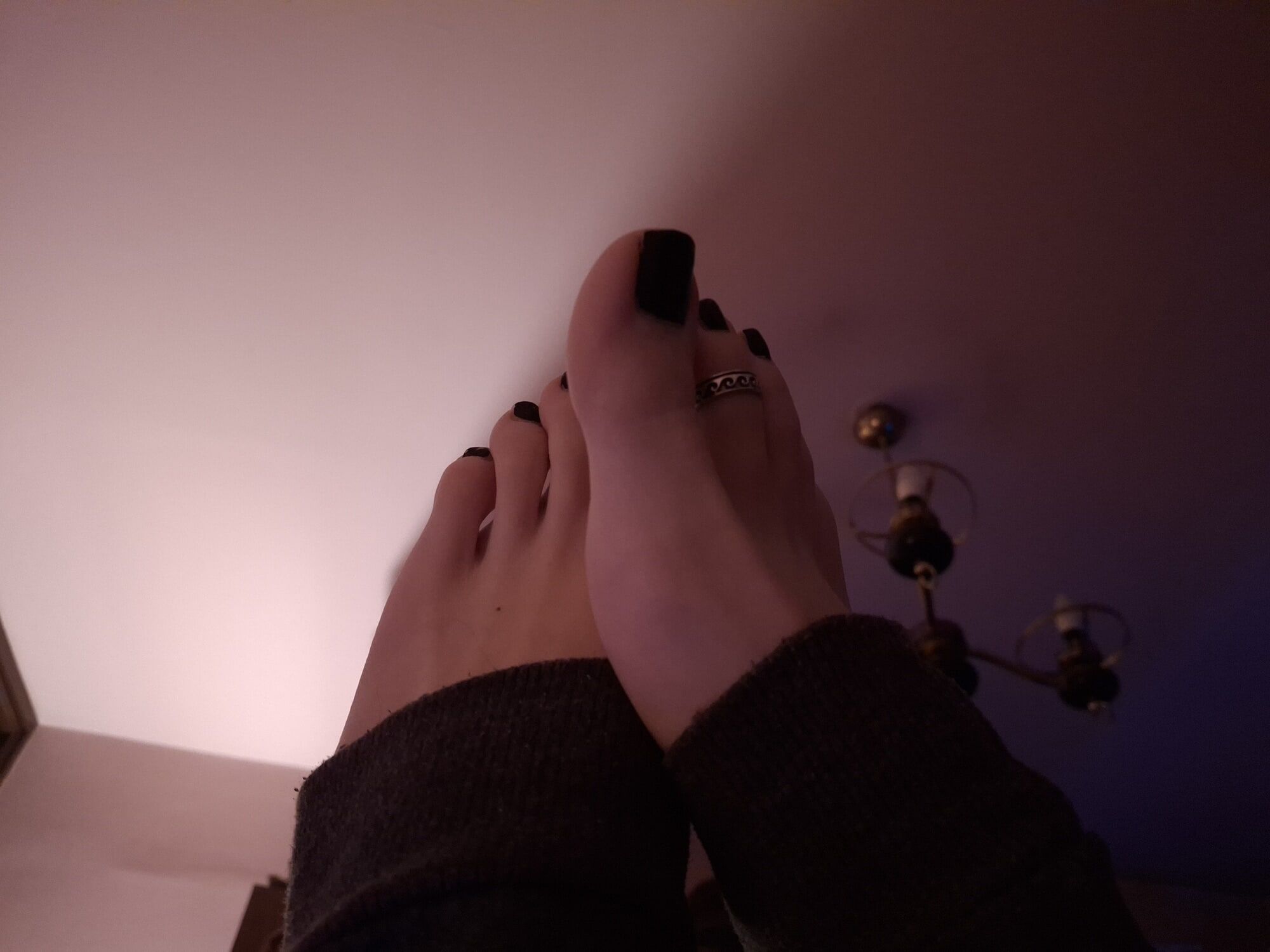 Toes... #3