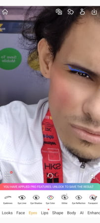 かわいいゲイボーイ