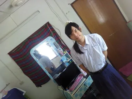 ladyboy student high school ep          