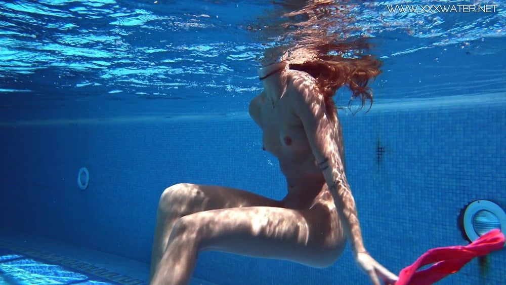 Tiffany Tatum Pt.2 UnderWaterShow Pool Erotics #4
