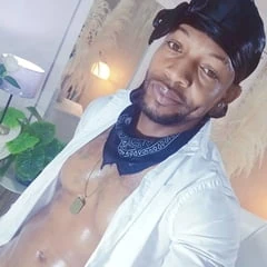 Rico Brown Free Photos