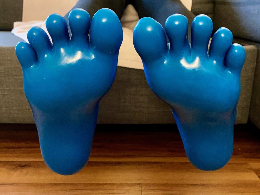 Blue Latex Toe Socks and Gloves #14