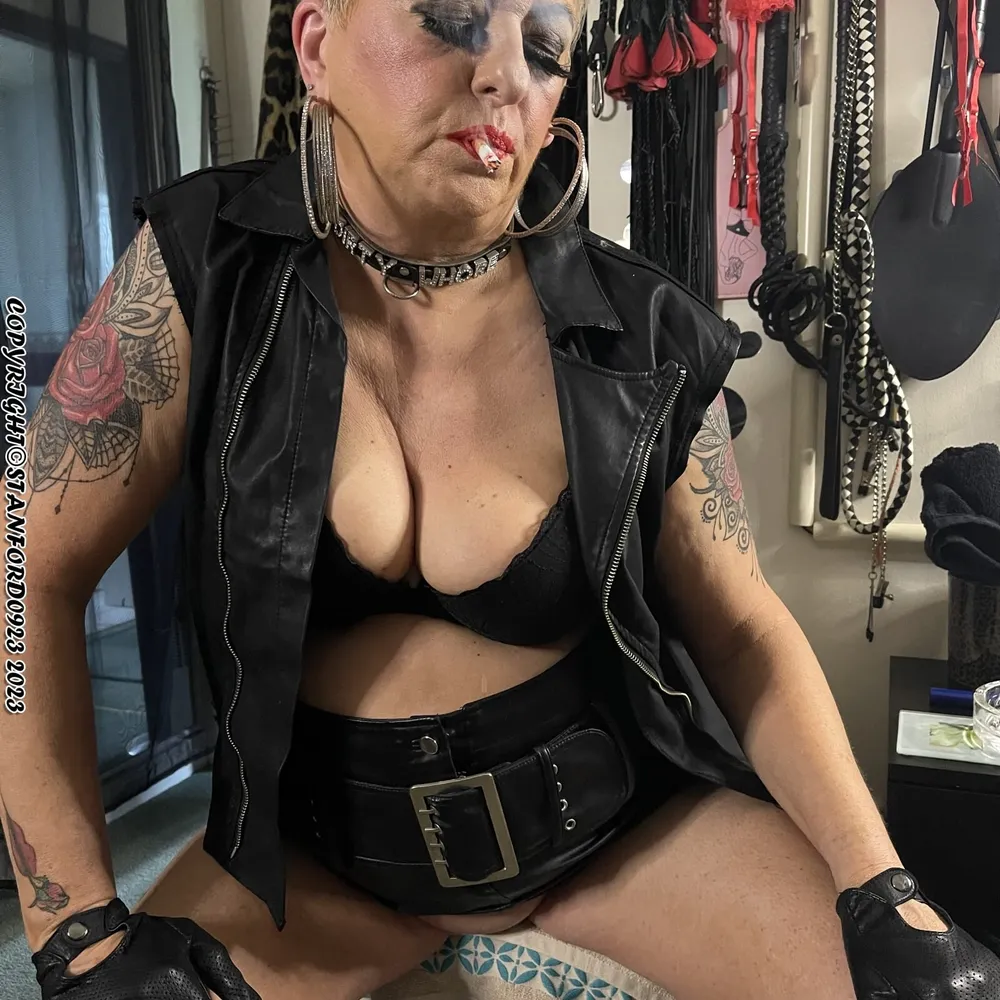 BIKER WHORE SHIRLEY #10