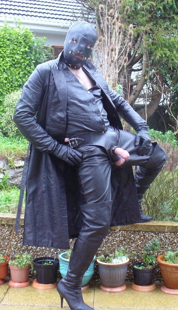Leather Master in cock harness, boots and hood #6