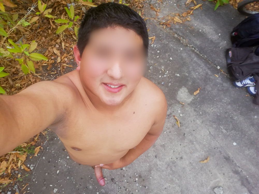 SelfiesNudes al Aire Libre (Excitado en la Calle) 2.0 #16