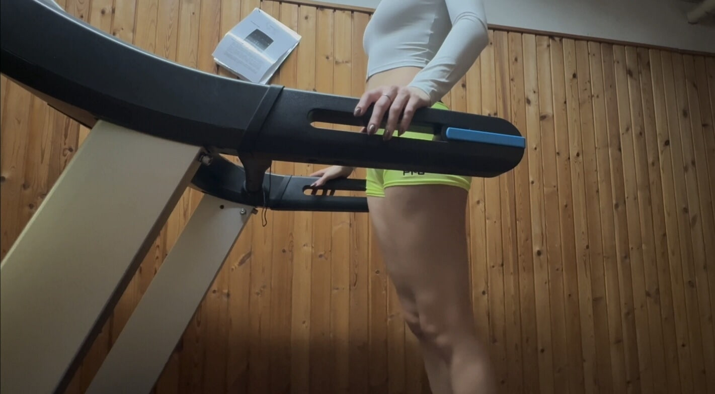 Wife Fit in gym - public #2