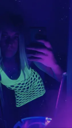 blacklight minidress babe         