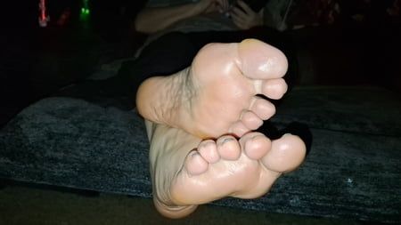 Do like my mature feet?