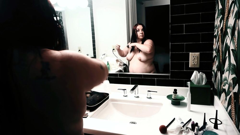 Sexy BBW Getting Ready For the Day #39