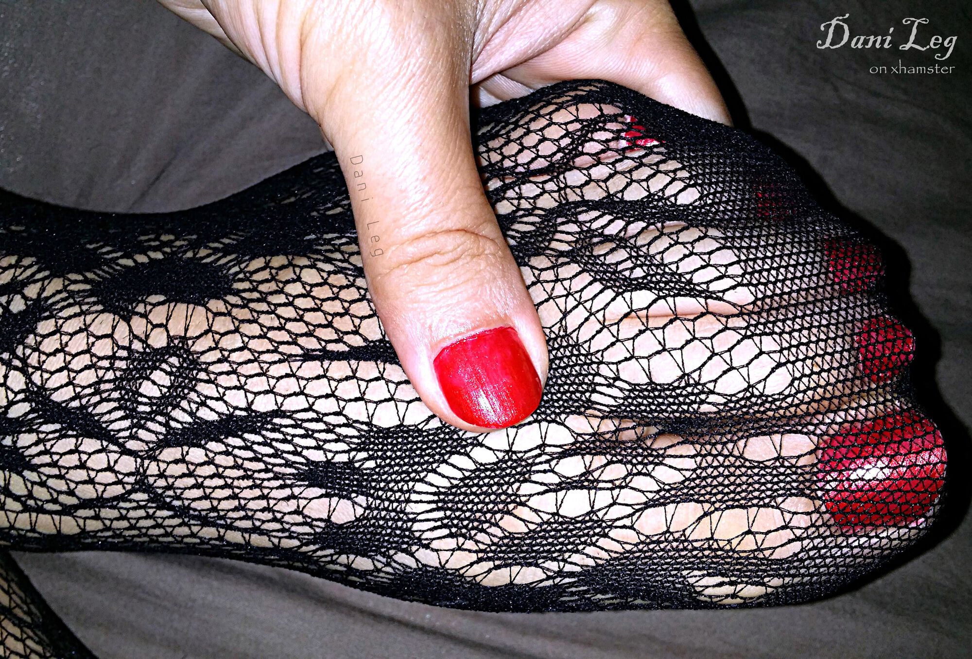 018P Pretty Hands and Patterned Pantyhose #3