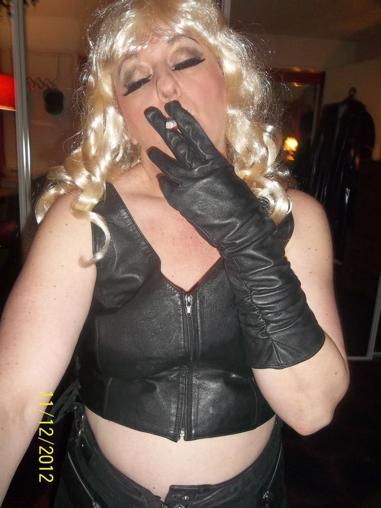 MY LEATHER WIFE #49