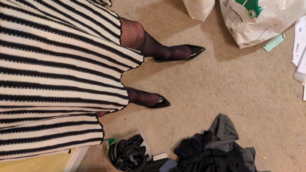 stockings  striped skirt and patent pumps #5