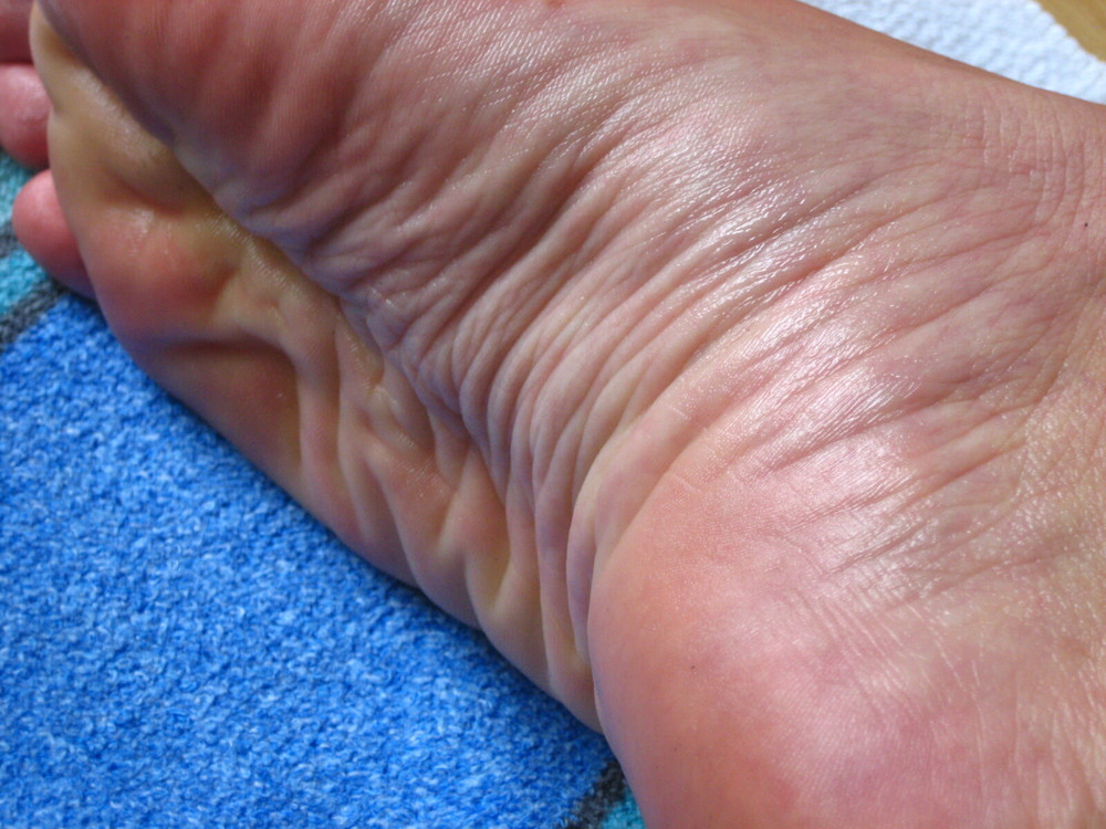 Male Pretty Feet in Restraints Jacking Off #11