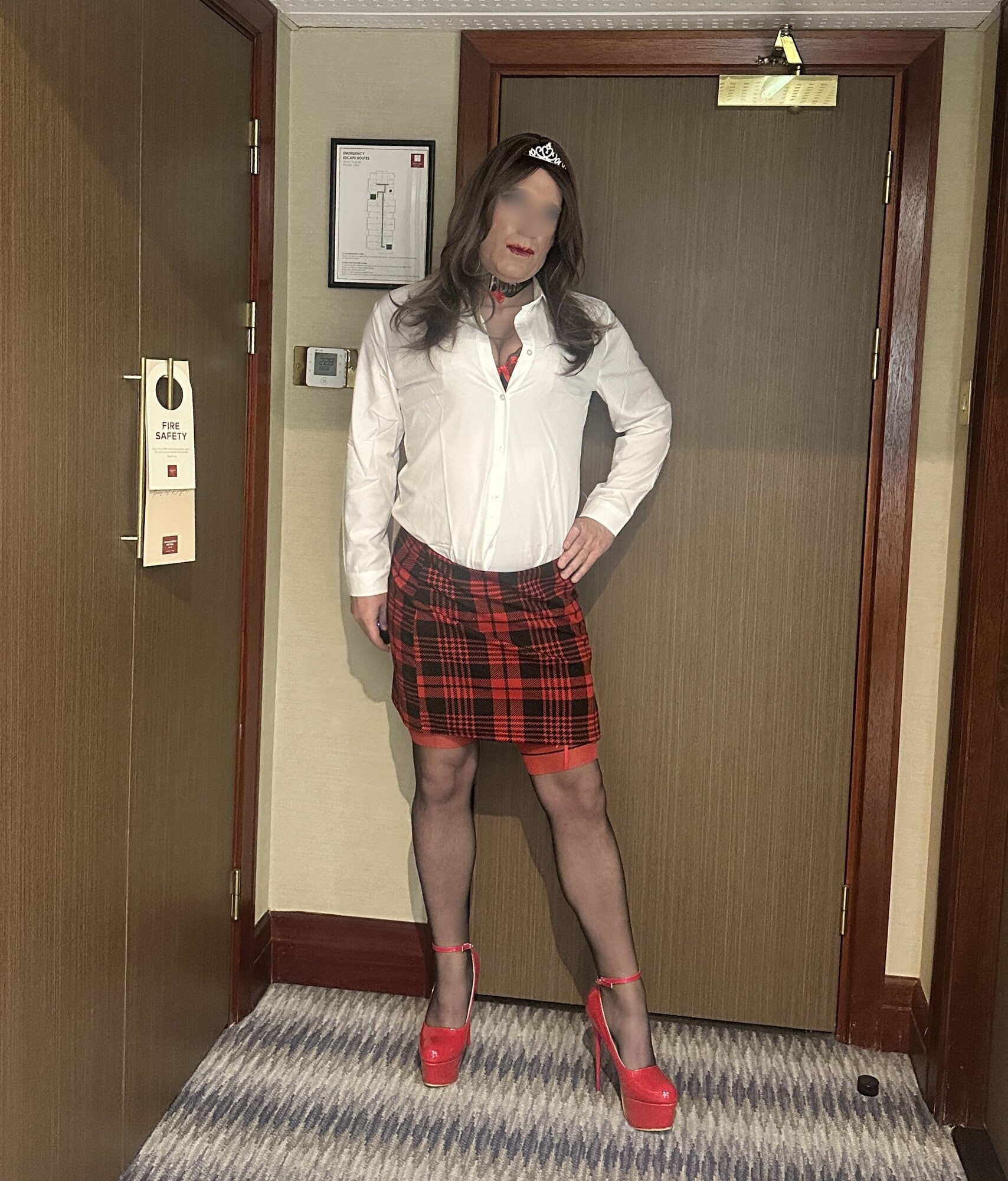 SuzieXXX Secretary turns into a BBC Slut  