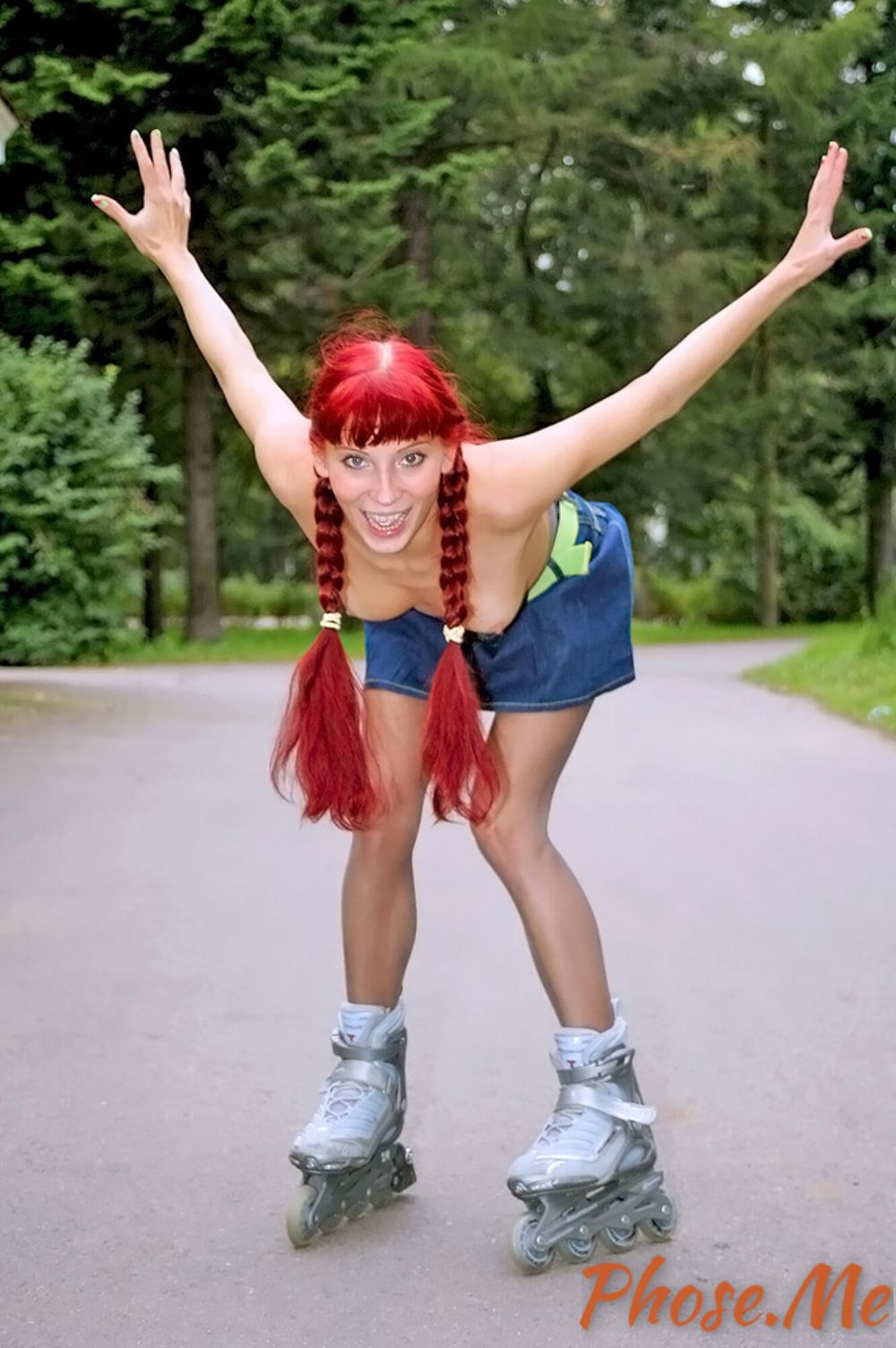 Redhead On Rollerblades Wearing Pantyhose #48