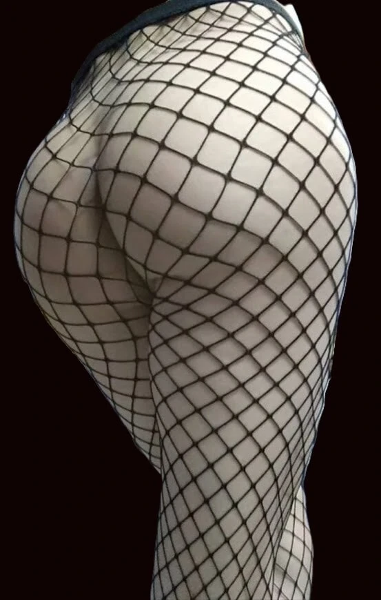 me nude