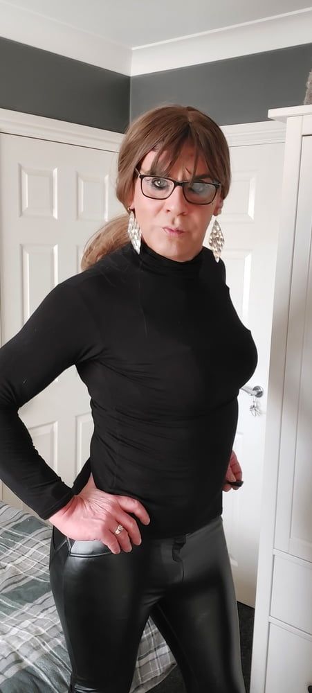 crossdresser Juniper Beri Leeds Yorkshire UK posing #36