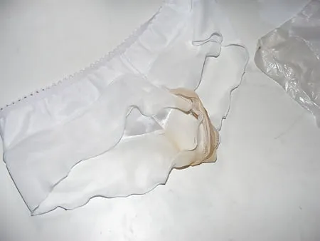 sniffypanty dirty panties pee and my wet sexy smelly pussy        