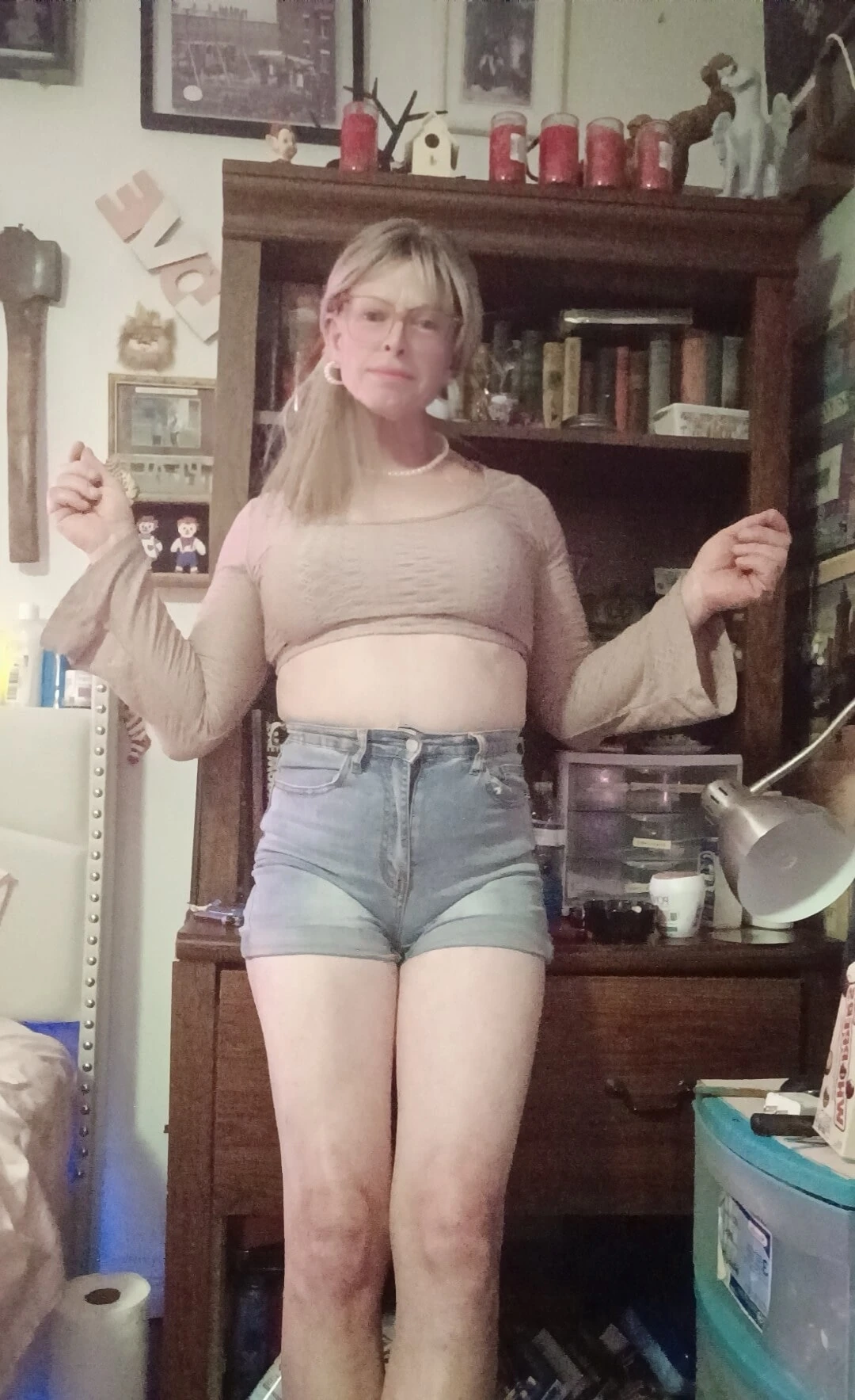 Tranny Lisa trying her best